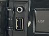 接続可能なＡＵＸ、ＵＳＢ端子付き！