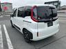 ［スタッフ］　車のことならお任せください。プロのスタッフだから安心！