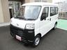 もちろん室内のクリーニングもしっかりと行います！専用スチーマーでシートの汚れはもちろん車内の臭いも取り除きます。綺麗な室内はやっぱり気持ちがいいですね☆