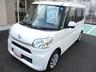 もちろん室内のクリーニングもしっかりと行います！専用スチーマーでシートの汚れはもちろん車内の臭いも取り除きます。綺麗な室内はやっぱり気持ちがいいですね☆