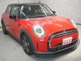 ＢＭＷ　ＭＩＮＩ クーパー ワンオーナー 禁煙車 ディスプレイオーディオ バックカメラ Ａｐｐｌｅ