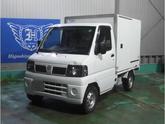 日産　クリッパートラック  冷蔵・冷凍車