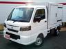 マエダの展示車は全国どこからでもご購入いただけます。 クルマに関することは、アフターサービス充実の当社へお任せください！