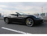 フェラーリ　カリフォルニア ベースグレード カブリオレ ディーラー車 オプション２０インチアルミ 左ハンドル