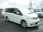 日産　セレナ ハイウェイスター 社外ナビ パワースライドドア インテリキー ３列シート ８人乗