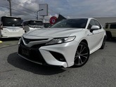 トヨタ　カムリ ２．５ ＷＳ バックカメラ／ＬＥＤヘッドライト プラチナホワイトパールマイカ