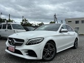 メルセデスベンツ　Ｃクラス Ｃ１８０ アバンギャルド ＡＭＧライン 黒革・パノラマルーフ・純正ナビＴＶ・Ｂカ