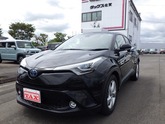 トヨタ　Ｃ－ＨＲ ハイブリッド １．８ Ｓ ＬＥＤ パッケージ ２４０７５ｋｍ 有効車検期限１０／