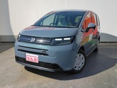 ホンダ　フリード １．５ ｅ：ＨＥＶ エアー 両側電動ドア メーカー保証 登録済未使用車 衝突軽減