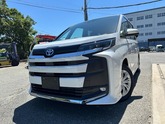 トヨタ　ノア １．８ ハイブリッド Ｓ－Ｘ 両側パワースライドドア／ＬＥＤヘッドライト プラチ