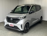 日産　サクラ Ｘ メモリーナビ クリアランスソナー ＥＴＣ スターリングシルバー
