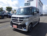 スズキ　スペーシア ６６０ カスタム ハイブリッド ＸＳ ４ｋｍ 届出済未使用車 左右後部座席シート