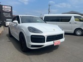 ポルシェ　カイエン ＧＴＳ ティプトロニックＳ ４ＷＤ  パール