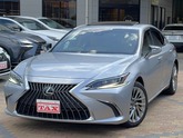 レクサス　ＥＳ ３００ｈ バージョンＬ ＭＣ後モデル ワンオーナー 禁煙車 茶本革 １２．３型ナ