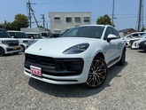 ポルシェ　マカン Ｓ ＰＤＫ ４ＷＤ スポーツクロノ・エアサス・全方位カメラ・黒革シート・パノラマ