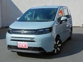 ホンダ　フリード １．５ ｅ：ＨＥＶ エアー ＥＸ ７人 両側電動スライドドア 登録済未使用車 メ