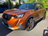 プジョー　ＳＵＶ ２００８ ＧＴ ブルーＨＤｉ ディーゼルターボ  オレンジメタリック