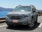 スバル　フォレスター ２．５ プレミアム Ｓ：ＨＥＶ ＥＸ ４ＷＤ ＡＣ１００Ｖ ハーマンカードン メ