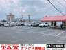 広々とした駐車場で安心してお車を停めていただけます☆　店舗前は通路になっておりますので駐車しないようお願いいたしますm(_ _)m 満車の際はスタッフがご案内しますのでお車に乗られてお待ちください♪