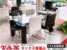 商談席は３組分ございます！　１テーブルに４席ございますのでご家族でご来店いただけます☆　キッズスペースもございますのでお子様も一緒にご来店ください♪　お待ちしております(^^)/