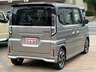 車両を仕入れ後は、まず外装の傷を確認します！修復歴の有無には該当しませんが、ボンネット・フェンダー・ドア・トランクを交換している車両は基本的には取扱い致しません！品質の高さはお約束致します！！