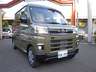 【新車販売】　新車は国内全メーカーに対応！　さて質問。お車の買い方は現金？　オートローン？　実は、それ以外にも選択肢は広がっています。昨今のトレンドは「個人向けオートリース」！