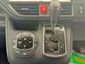 ＤＵＡＬスイッチ☆　普段は運転席と助手席で温度設定は同じですが、スイッチをＯＮにすることで各席温度設定が可能！　各席でエアコン温度の調整が可能になるので快適なドライブがお楽しみいただけます♪